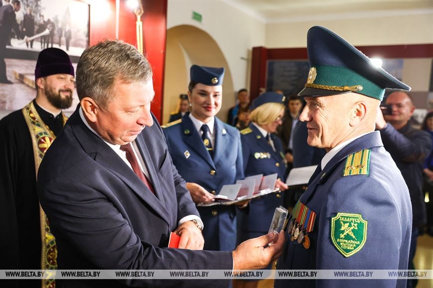 Новобранцы таможни приняли присягу в Брестской крепости