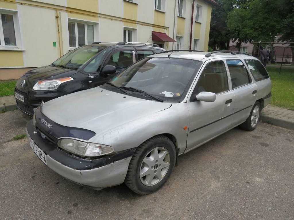 В Беларуси похитителя автомагнитолы нашли по оставленному рядом окурку