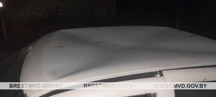 Водитель заступился за пассажира – получил удар в голову и битую машину. Случай в Брестской области