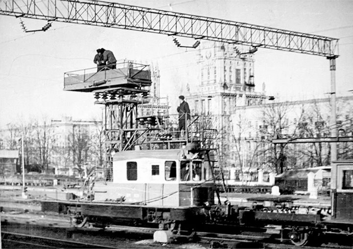 Как появились первые электрички в Беларуси?