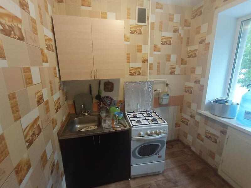 В Беларуси отец переделал для сына-студента хрущевку за 6000 рублей. Посмотрите, что получилось