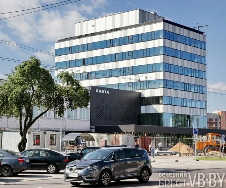 Как в Бресте обретает стройность и новый облик будущий офис группы компаний «SANTA»