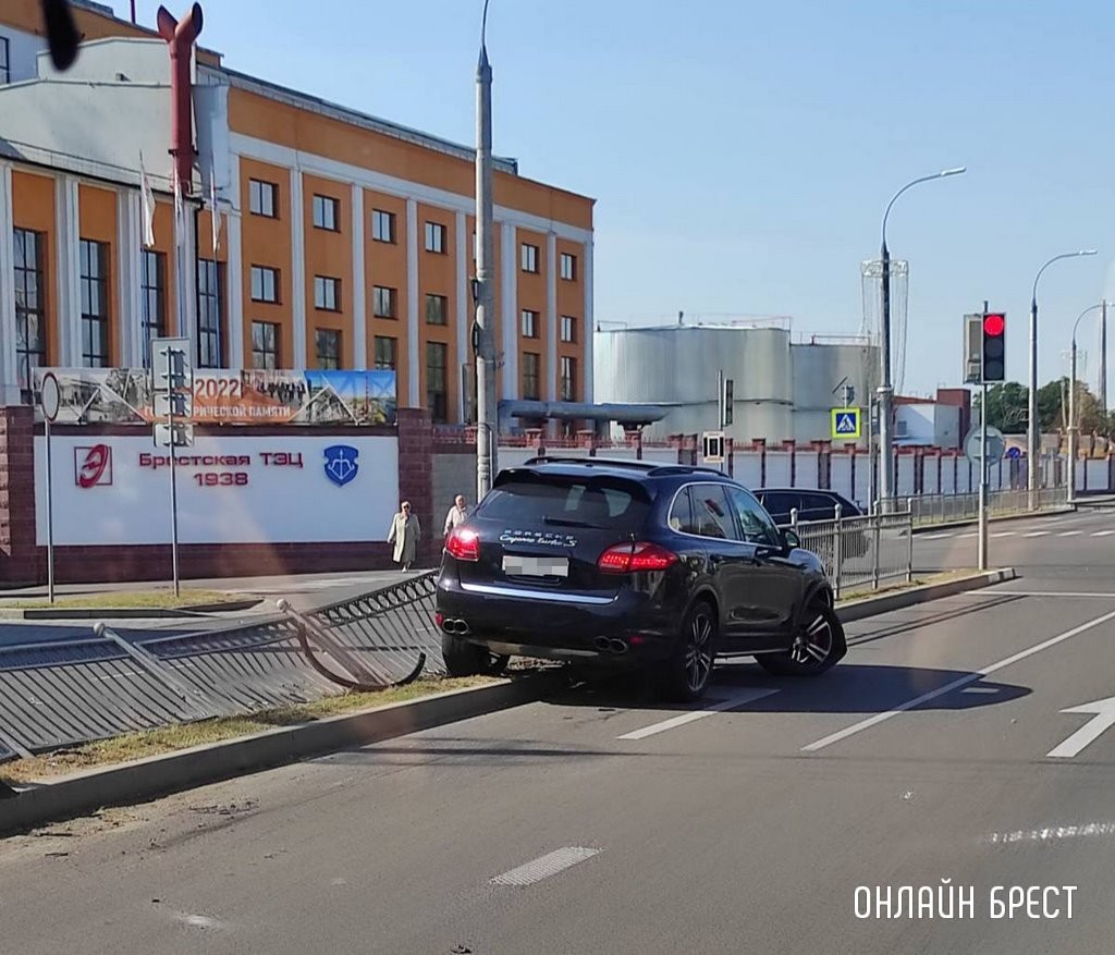 ГАИ Бреста рассказала подробности ДТП с участием Porsche