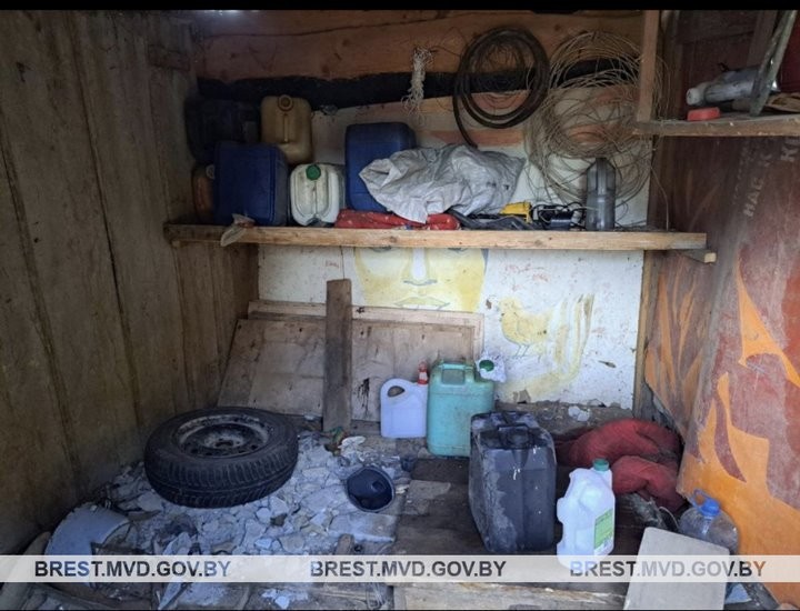 В Барановичском районе водитель предприятия воровал топливо