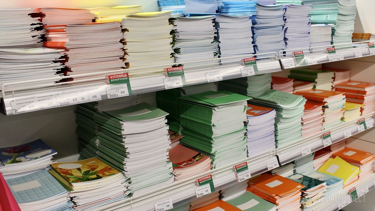 Здравствуй, школа! Собираемся к школе на третьем этаже брестского «ЦУМа»