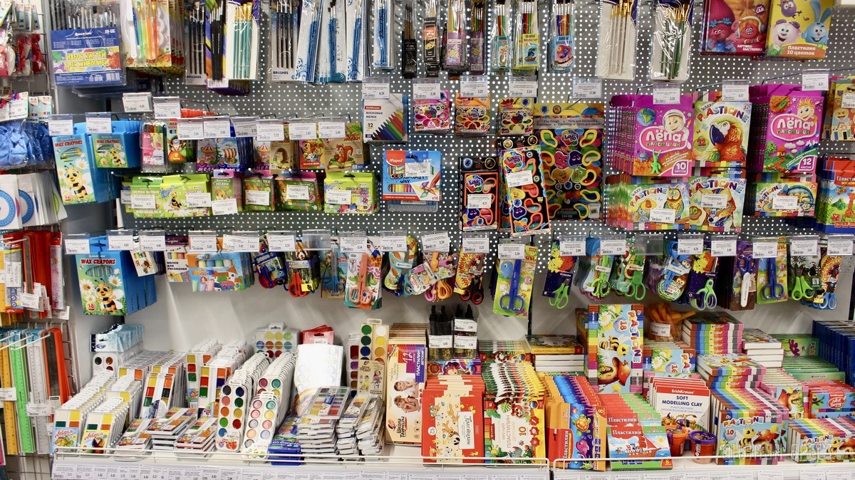 Здравствуй, школа! Собираемся к школе на третьем этаже брестского «ЦУМа»