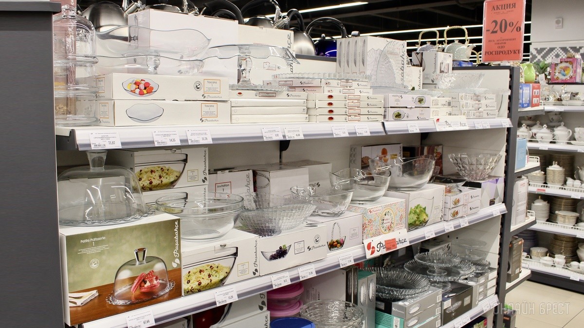 Здравствуй, школа! Собираемся к школе на третьем этаже брестского «ЦУМа»