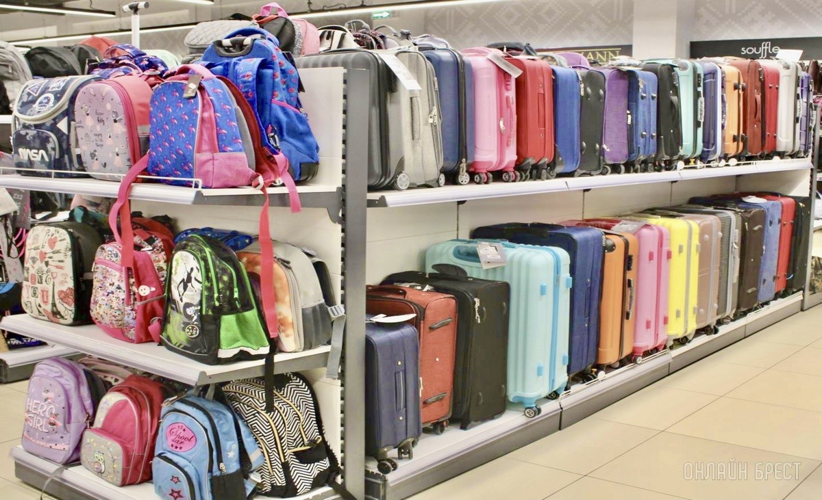 Здравствуй, школа! Собираемся к школе на третьем этаже брестского «ЦУМа»