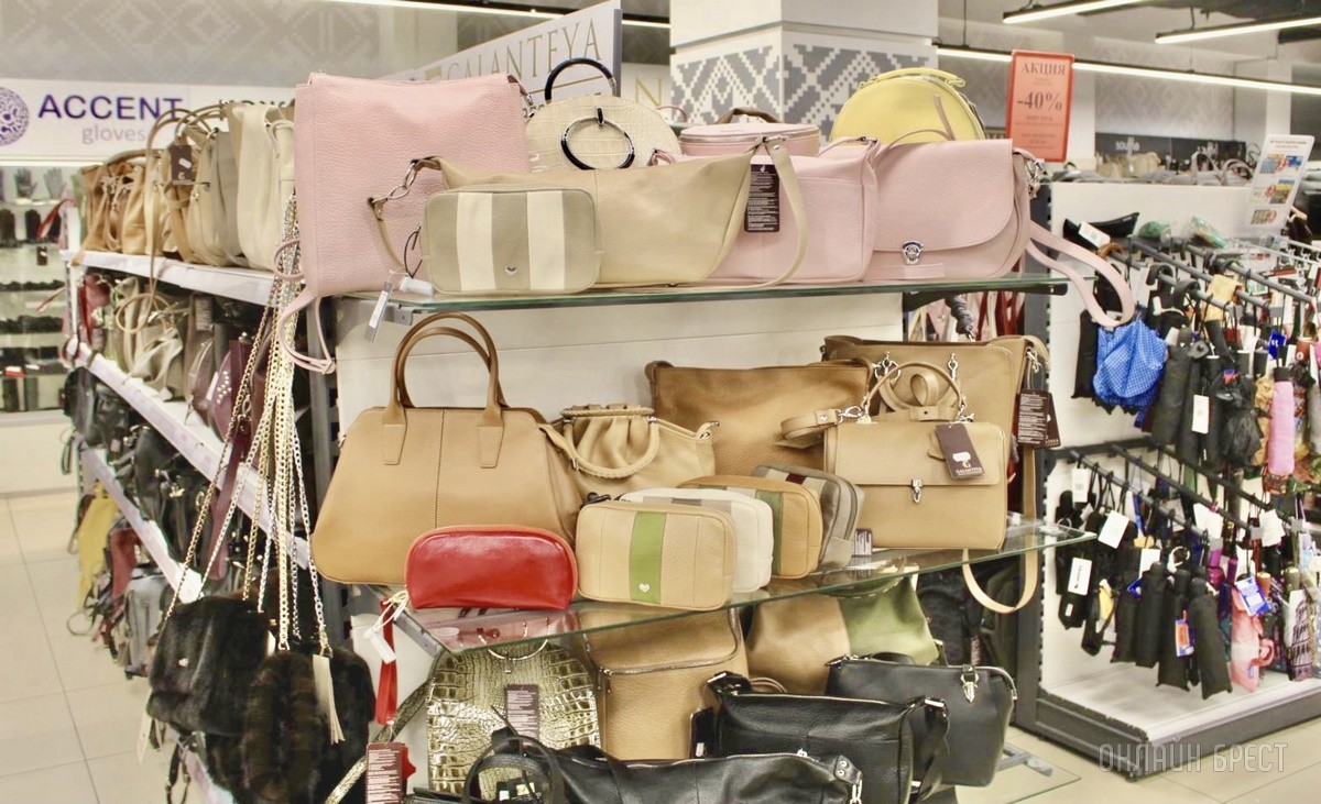 Здравствуй, школа! Собираемся к школе на третьем этаже брестского «ЦУМа»