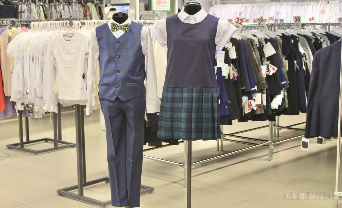 Здравствуй, школа! Собираемся к школе на третьем этаже брестского «ЦУМа»