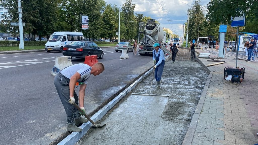 Продолжаются работы по ремонту остановочных пунктов в Бресте