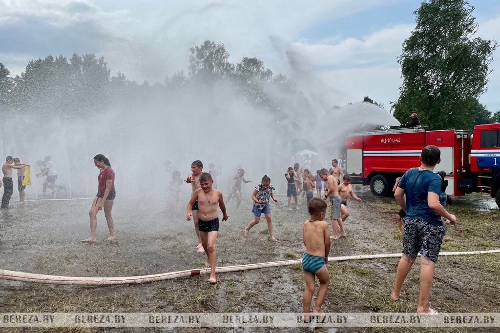 В деревне Высокое Березовского района состоялся экофестиваль «Споровские сенокосы – 2022»