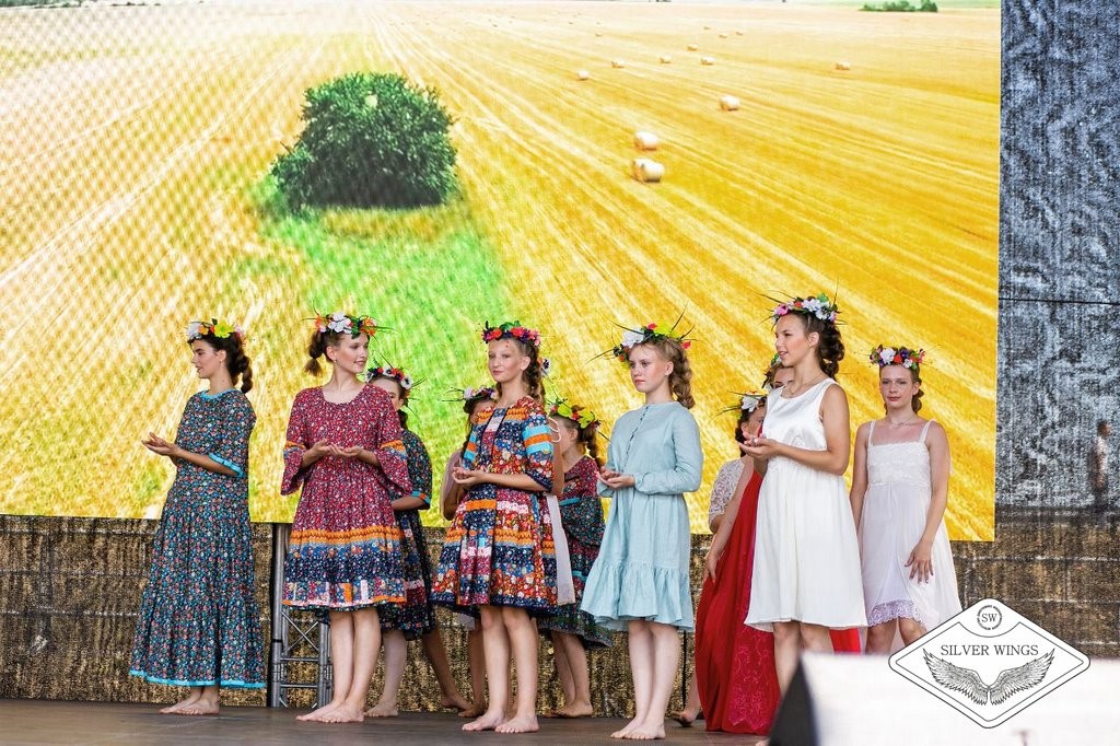 Модельно-хореографическое агентство «Серебряные крылья» приглашает детей и подростков на обучение в Бресте. Хореография, актерское мастерство, визаж, этикет и многое другое