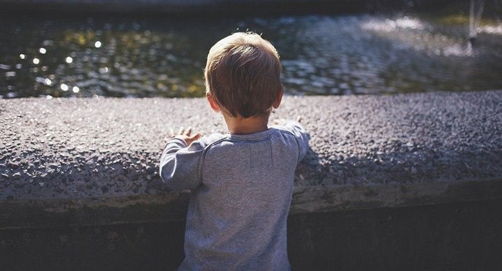 «Все дети как дети, а ты…» Какие фразы родителей портят жизнь