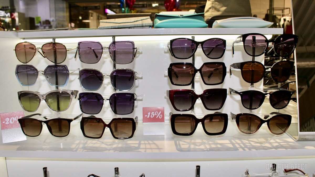 Распродажа солнцезащитных очков, кепок, шляп, панам и других летних головных уборов в магазинах «ШапОчкин» и «Noryalli» в Бресте