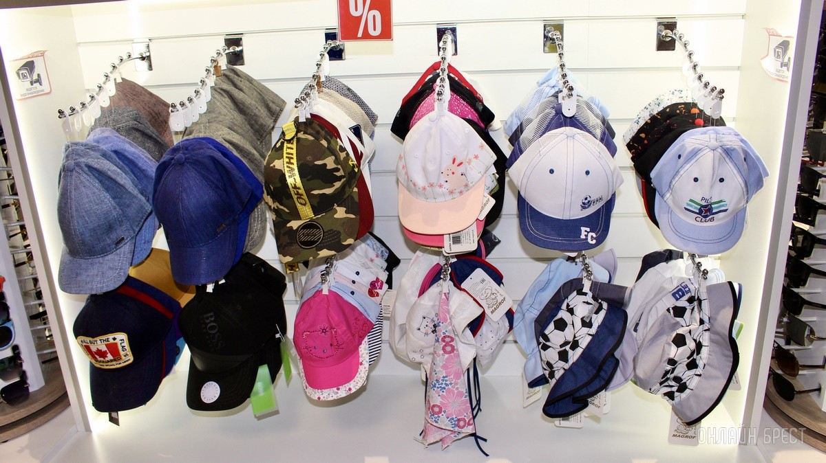 Распродажа солнцезащитных очков, кепок, шляп, панам и других летних головных уборов в магазинах «ШапОчкин» и «Noryalli» в Бресте