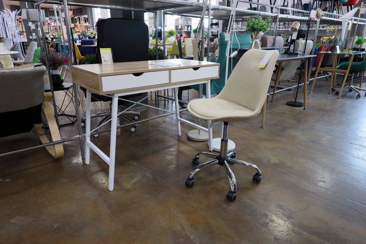 Забирай мебель сейчас, а плати потом в дискаунтере мебели «AksHоme» на Вычулках!