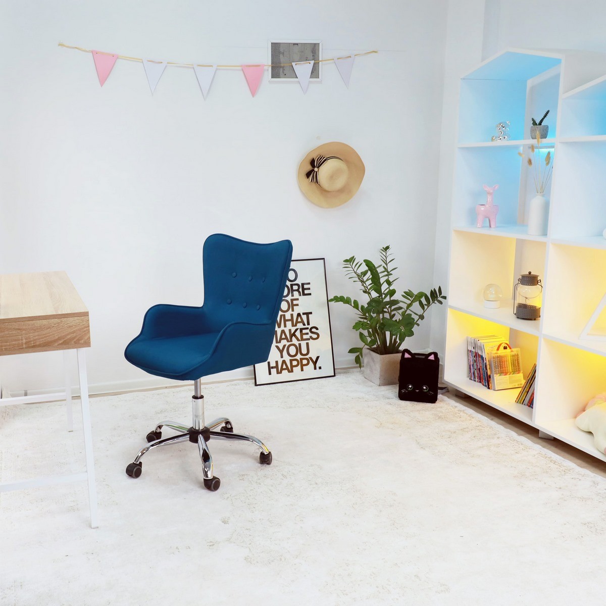 Забирай мебель сейчас, а плати потом в дискаунтере мебели «AksHоme» на Вычулках!