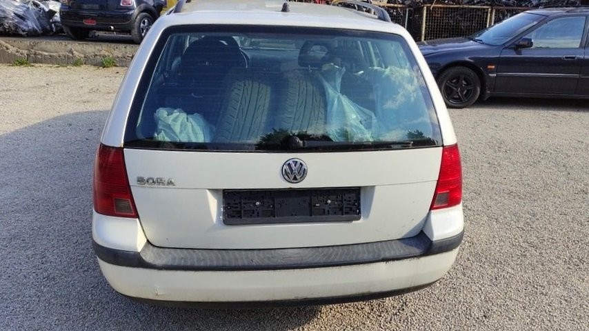 Авторазборка Фольксваген в Бресте предлагает большой ассортимент б/у запчастей из Европы. Скоро новое поступление Пассат B5 и Бора. Звони и бронируй!