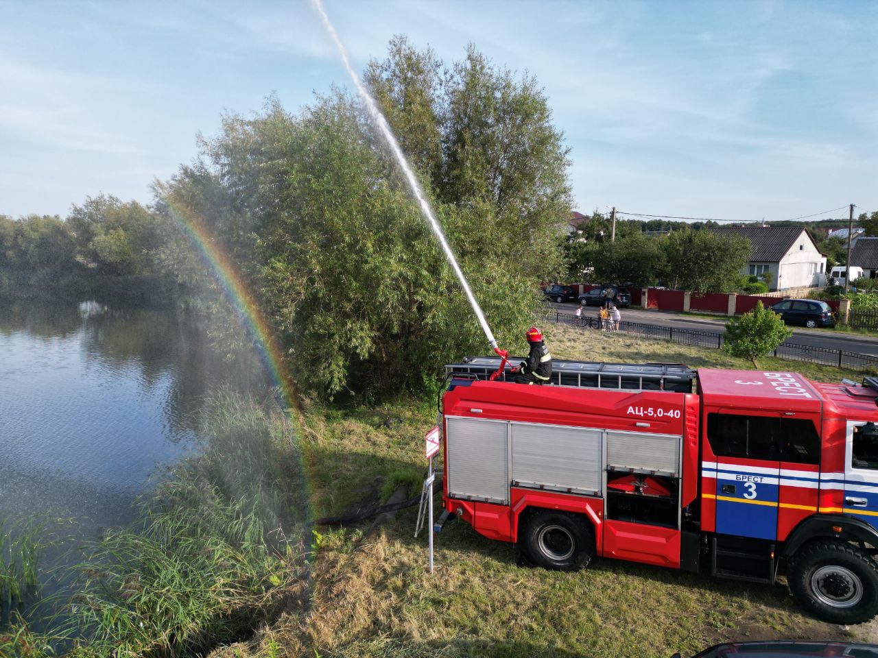 В Бресте озеро Вычулки подключили к «искусственному дыханию»