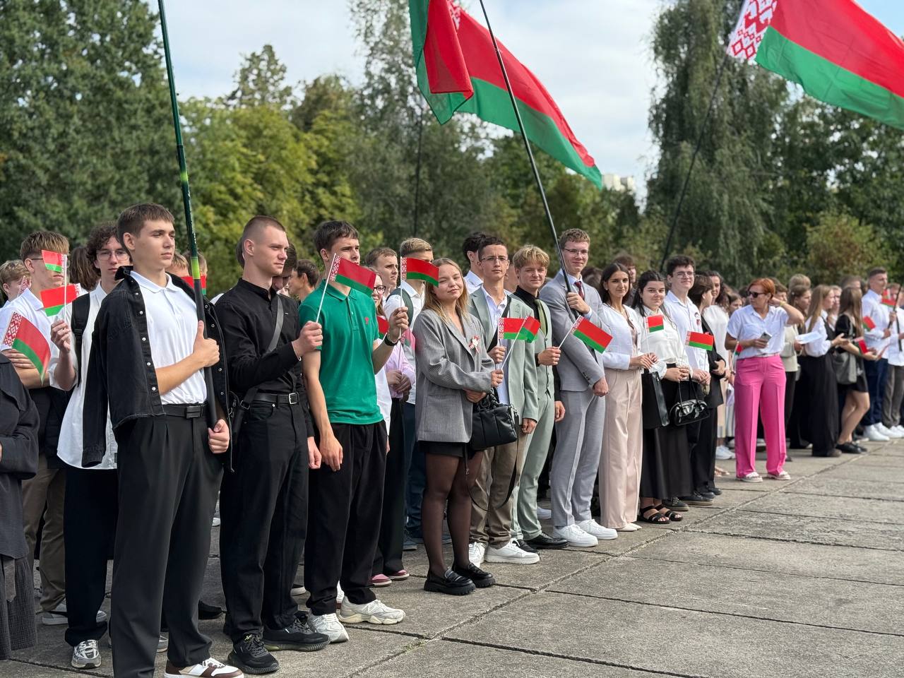 Робот Брестик на торжественной линейке в БрГТУ. Что он сказал?