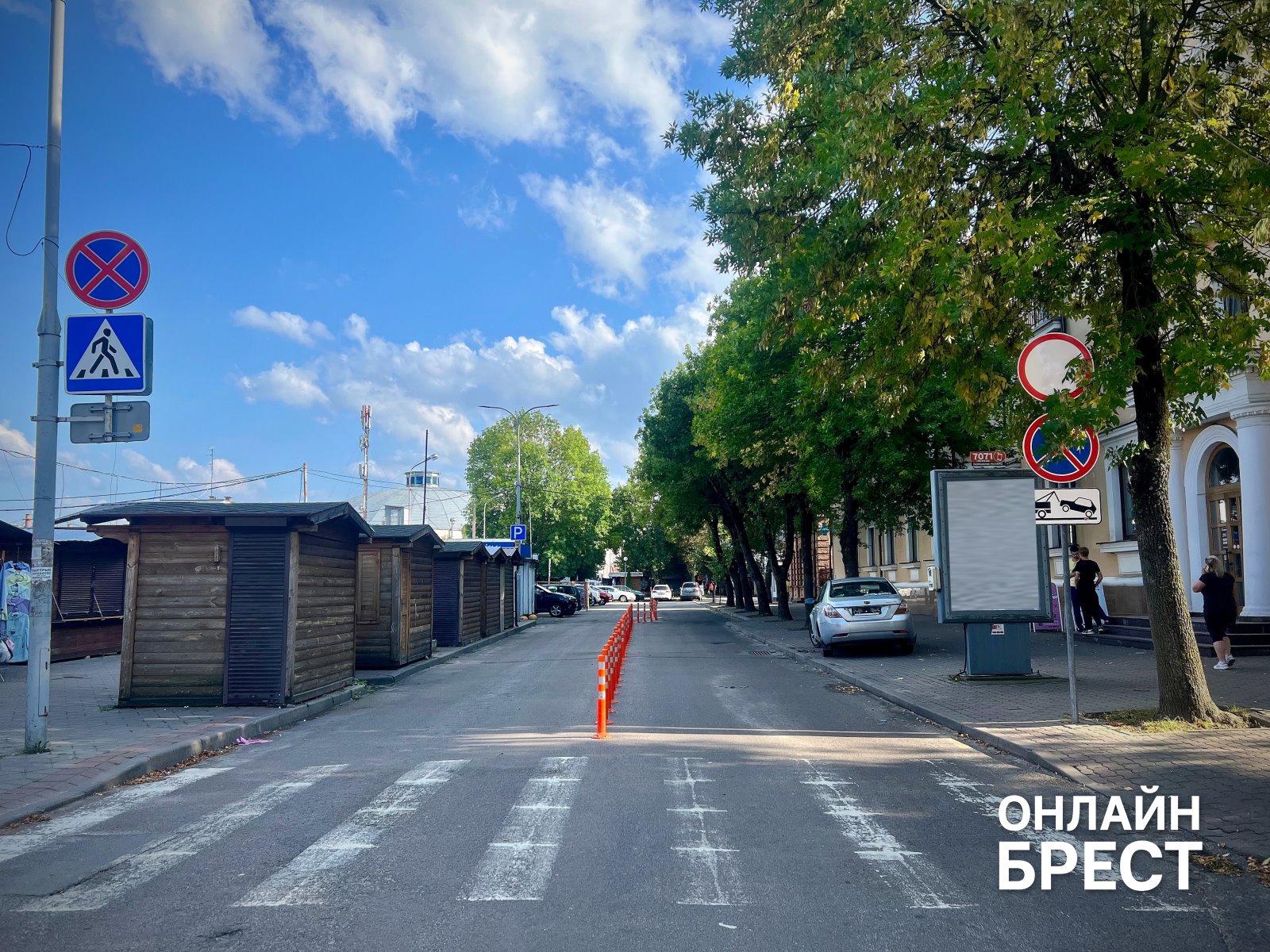 Где припарковаться в центре Бреста без нервов и вмятин: проверенное решение