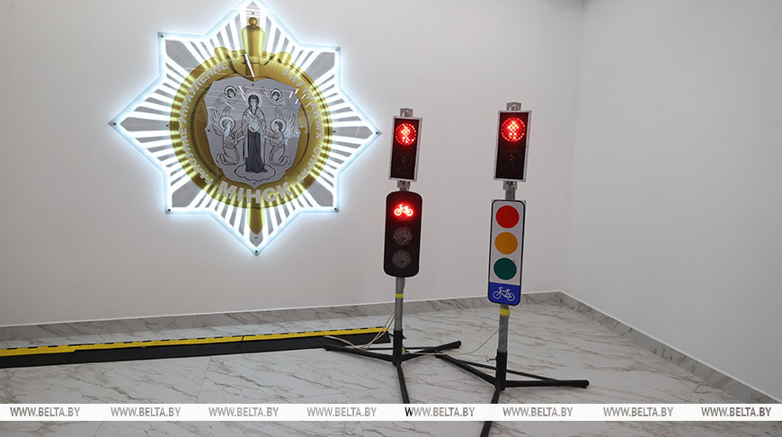 Тут можно не спешиваться: в Беларуси ГАИ придумала новую табличку для некоторых переходов