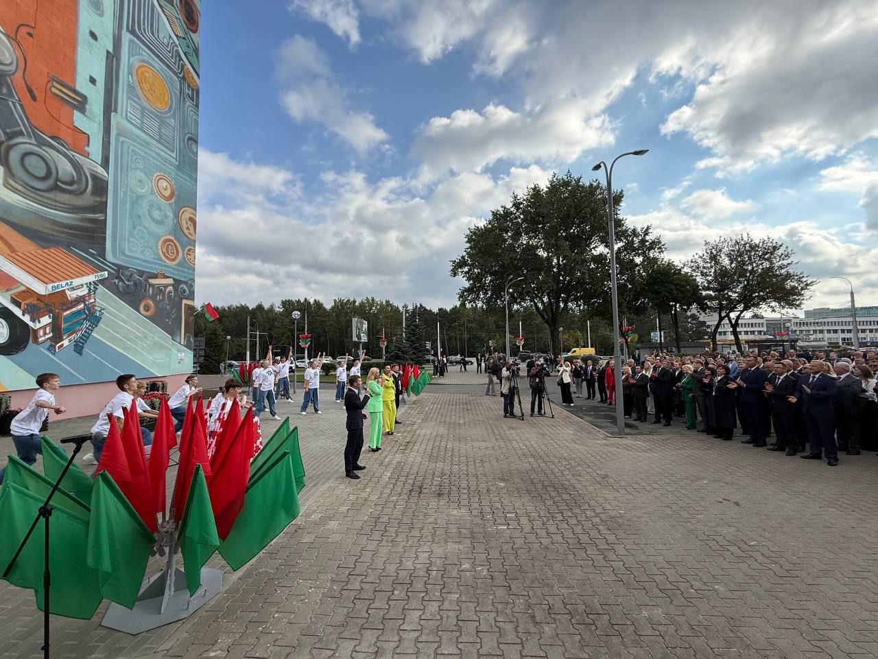 Брест украсил новый мурал