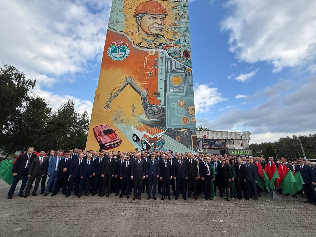 Брест украсил новый мурал