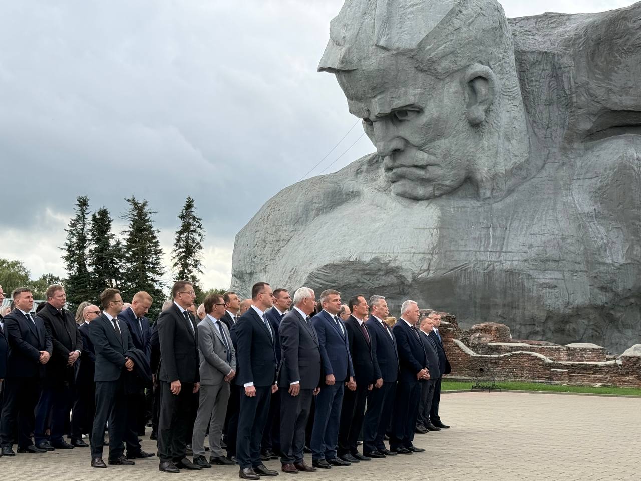День машиностроителя в Бресте — видео фейерверка и другое