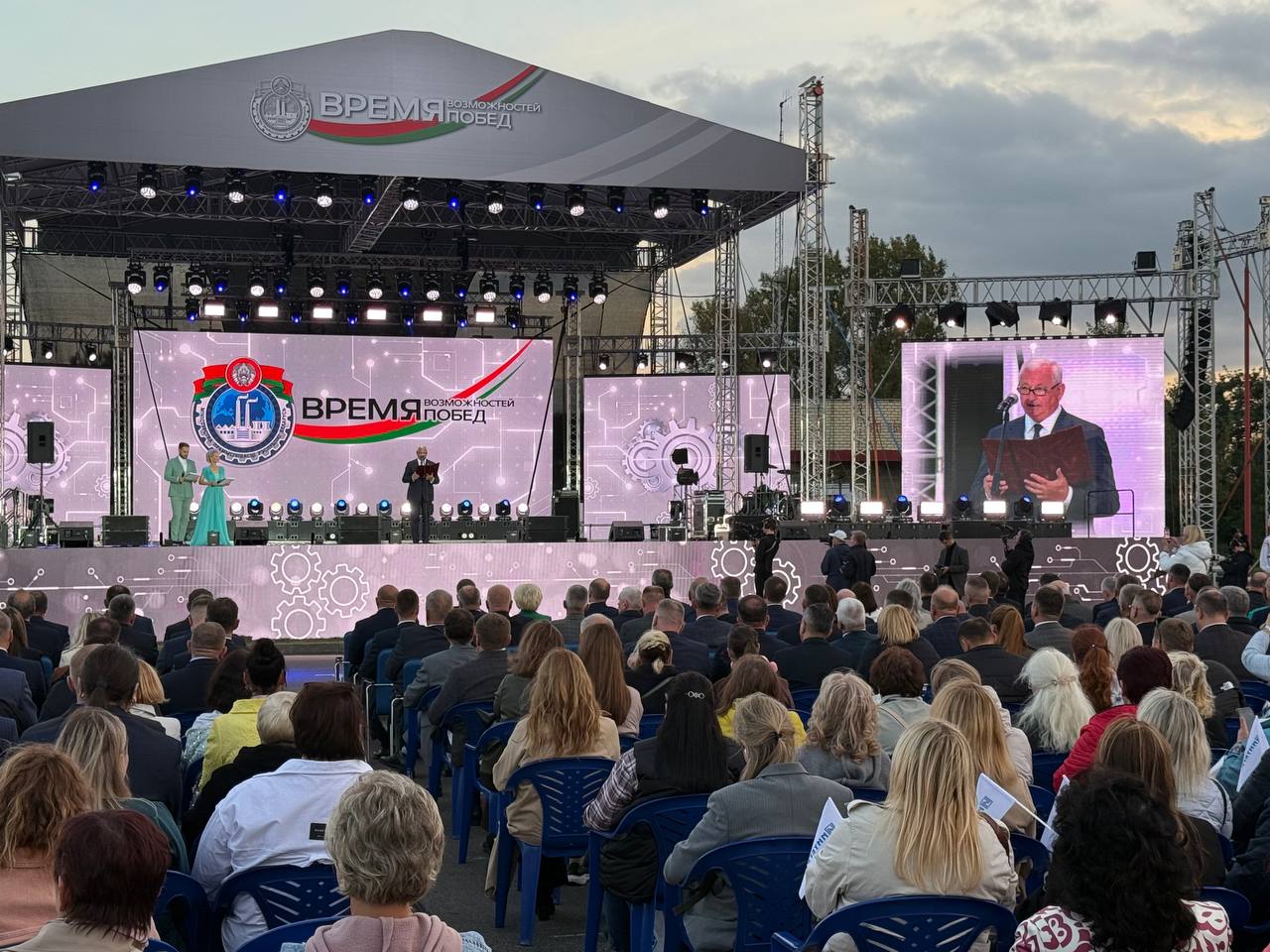 День машиностроителя в Бресте — подробности и видео фейерверка