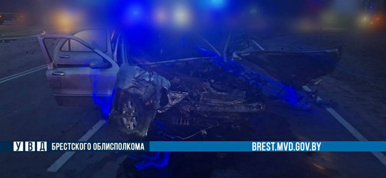 Подробности жесткого ДТП на улице Смирнова в Бресте