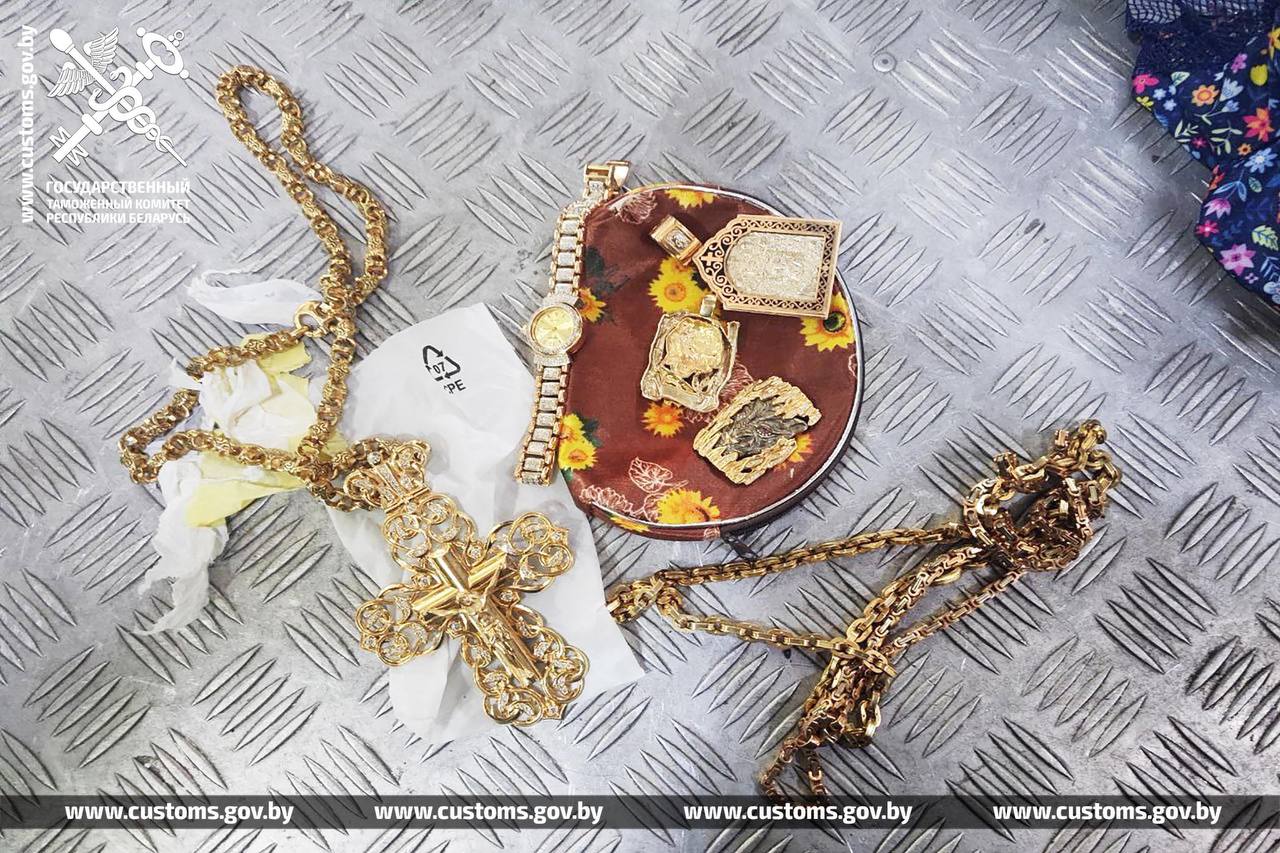 Брестская таможня остановила пассажирку с неожиданным багажом