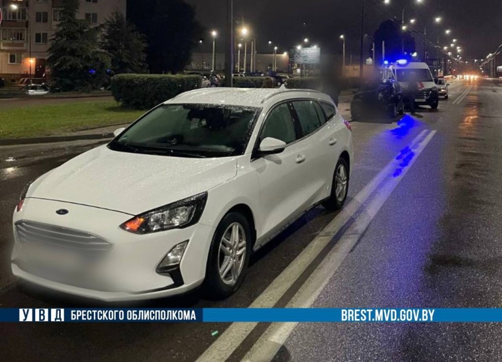 Два Ford столкнулись в Бресте