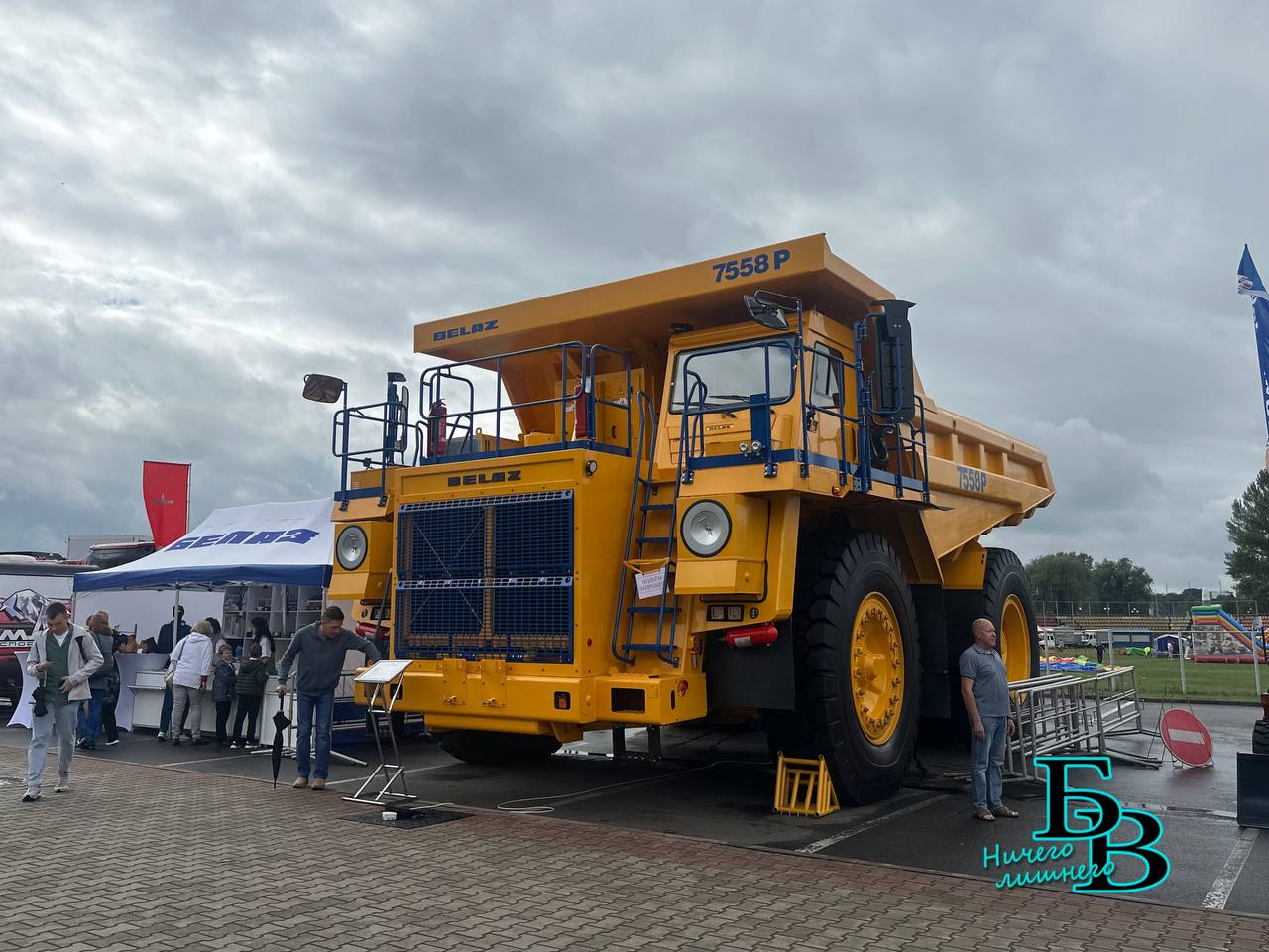 Масштабная выставка техники и множество развлечений. День машиностроителя празднуют в Бресте