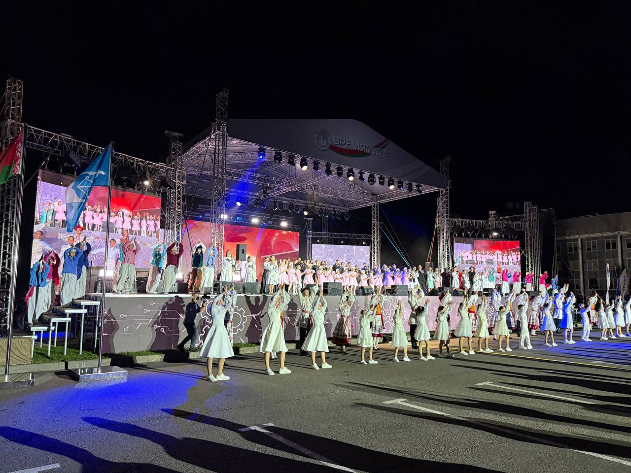 День машиностроителя в Бресте — подробности и видео фейерверка