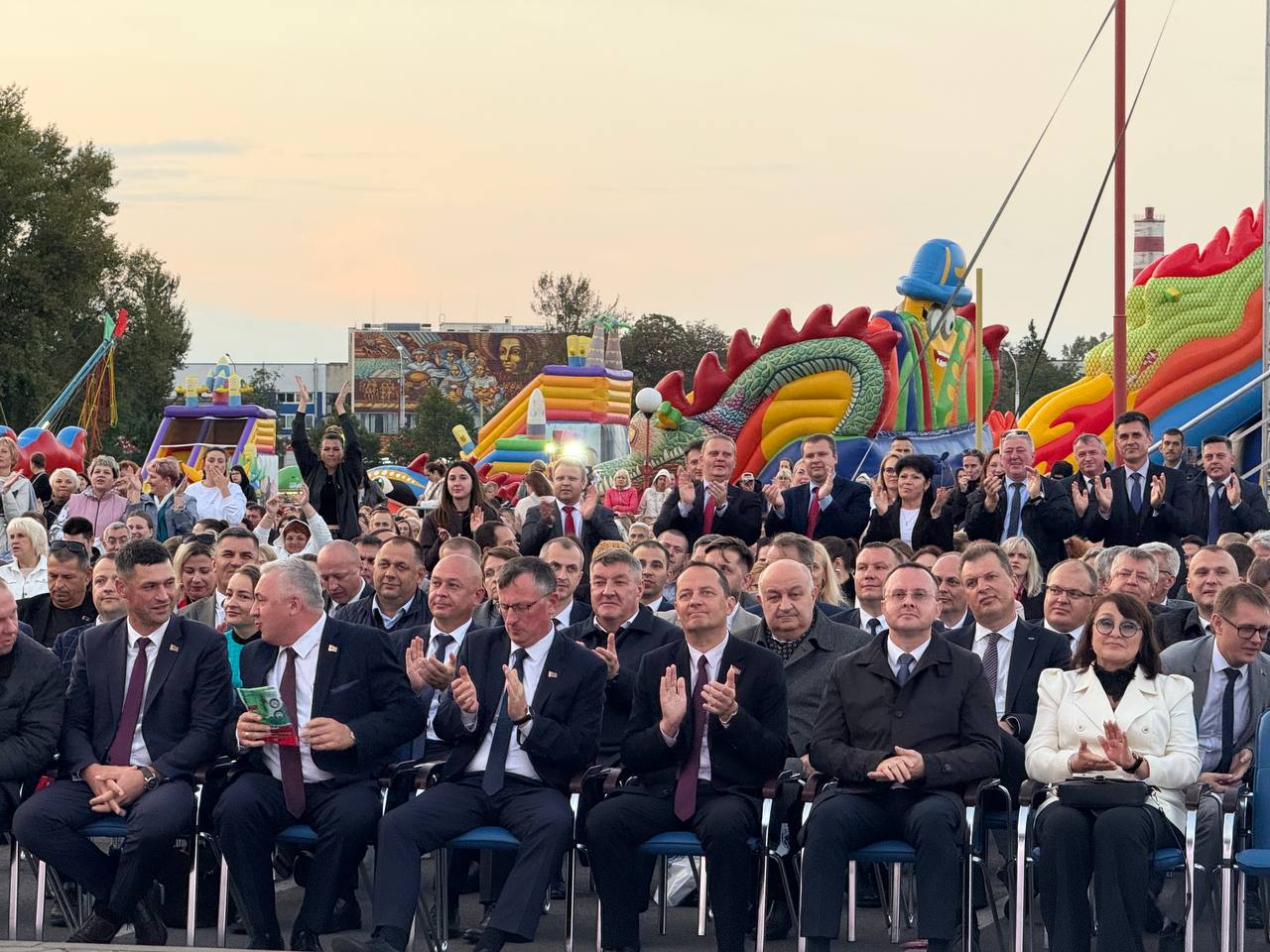 День машиностроителя в Бресте — подробности и видео фейерверка