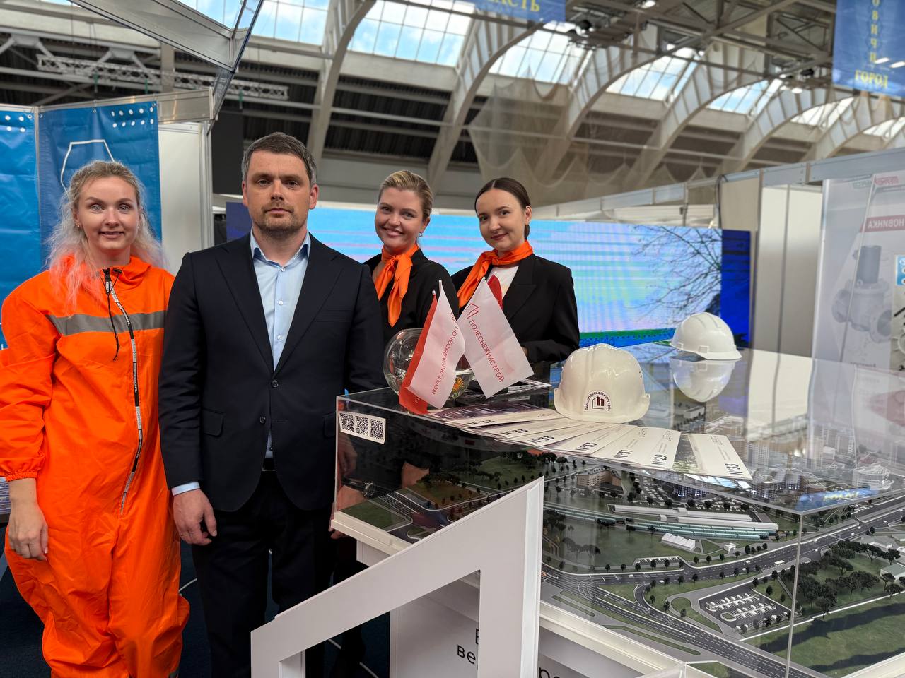 День машиностроителя в Бресте — видео фейерверка и другое