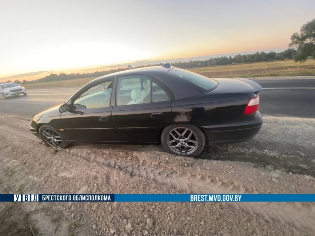 Молодой водитель, пожилая велосипедистка: что случилось в Столинском районе