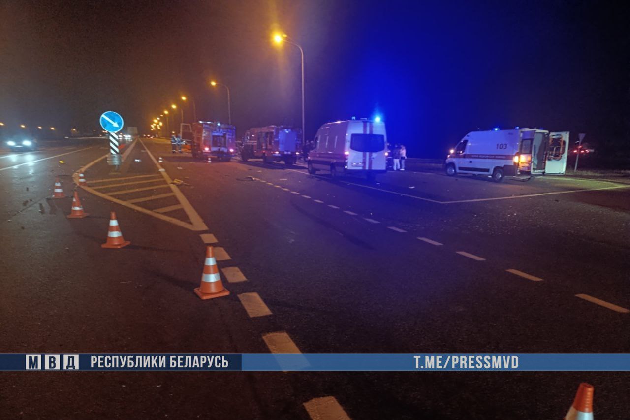 В Беларуси в страшном ДТП погибли четверо, включая ребенка