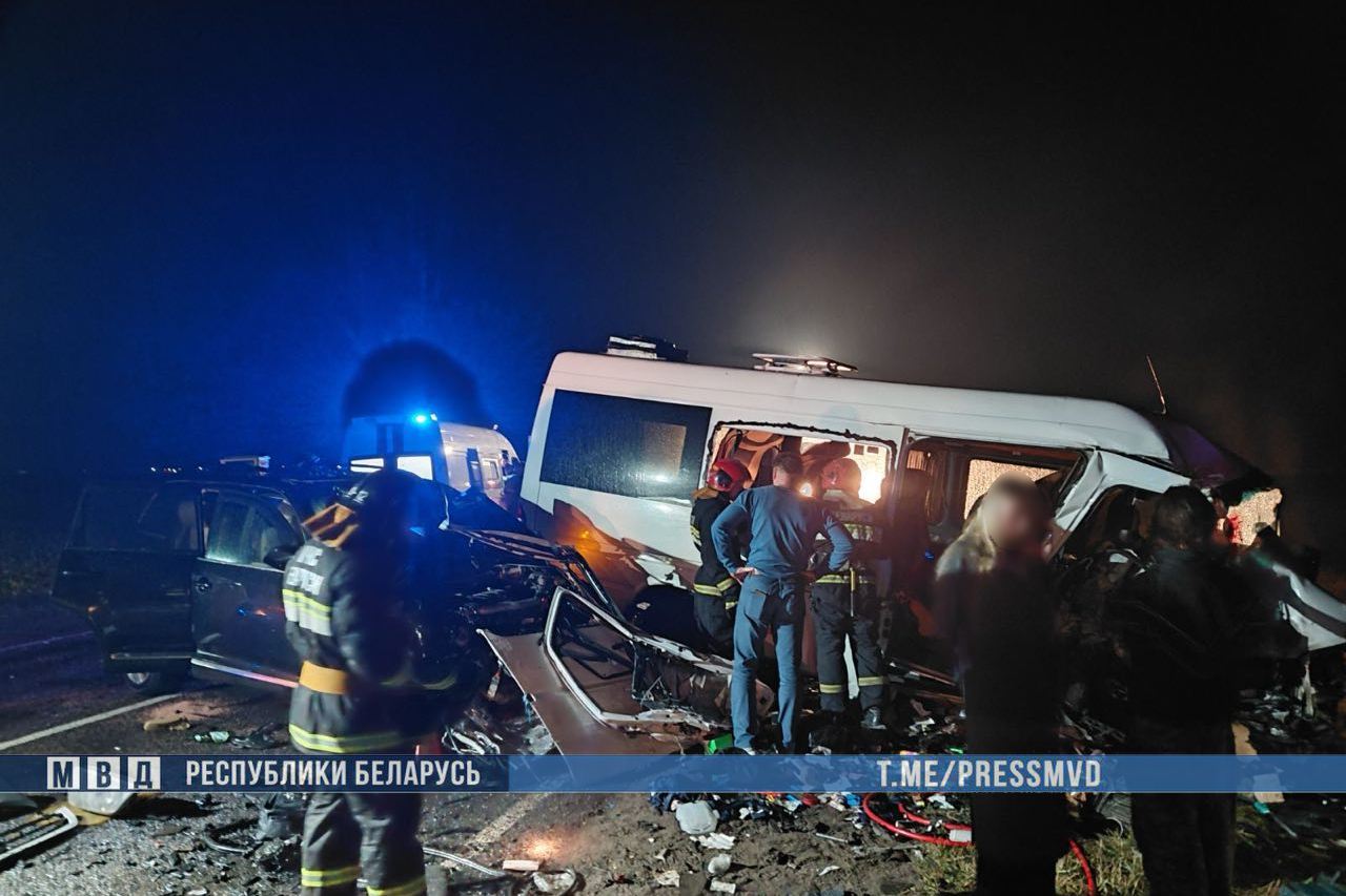 В Беларуси в ДТП с маршруткой погибли шесть человек — подробности трагедии