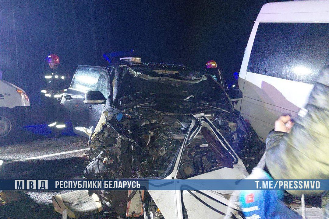 В Беларуси в ДТП с маршруткой погибли шесть человек — подробности трагедии