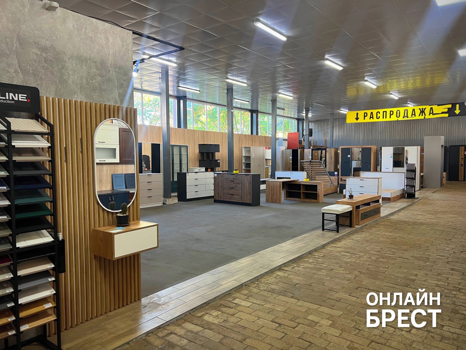 Двери, окна, мебель, кухни и большой зал РАСПРОДАЖ в «КонструкторБай» в Бресте