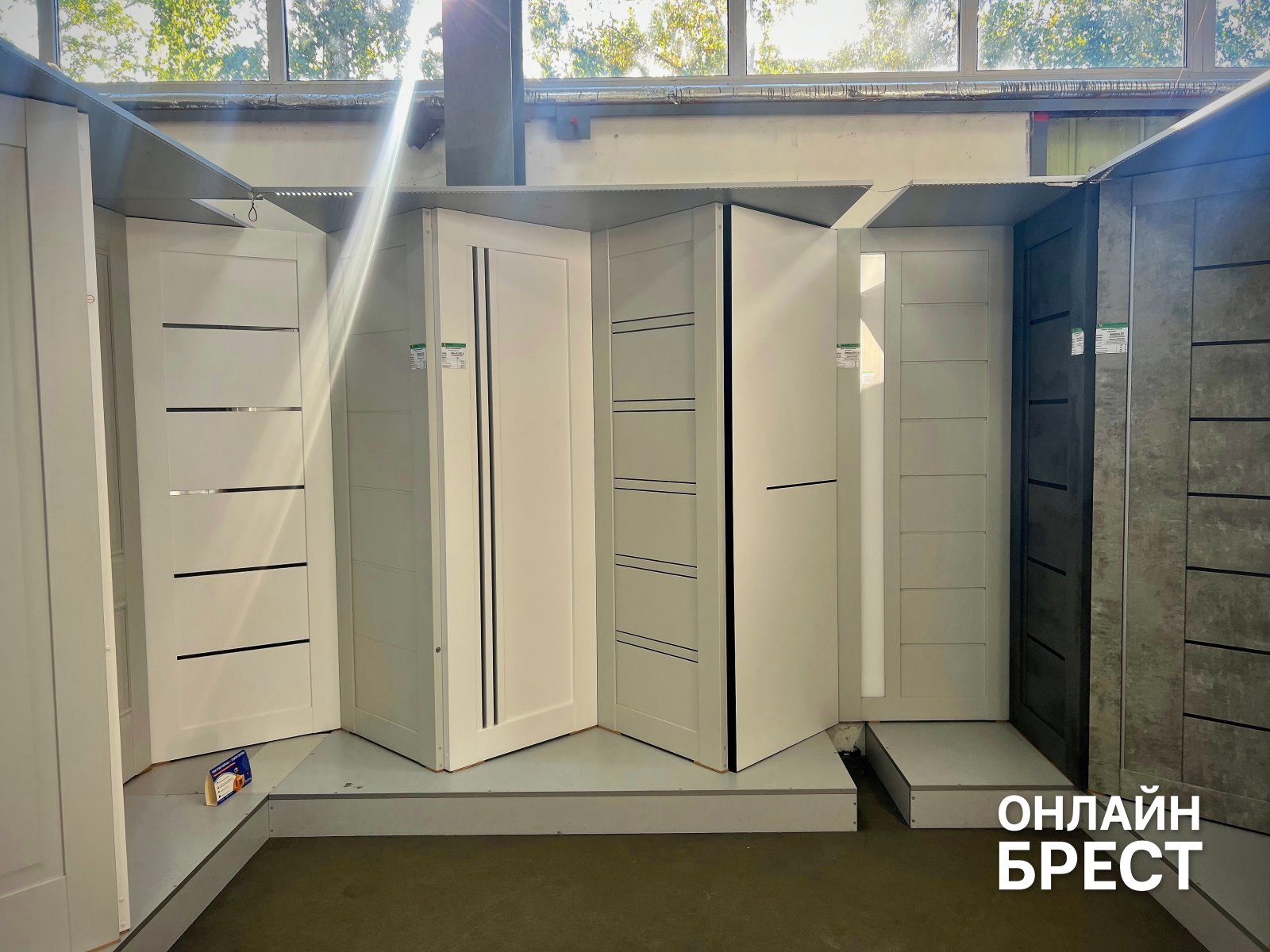 Двери, окна, мебель, кухни и большой зал РАСПРОДАЖ в «КонструкторБай» в Бресте