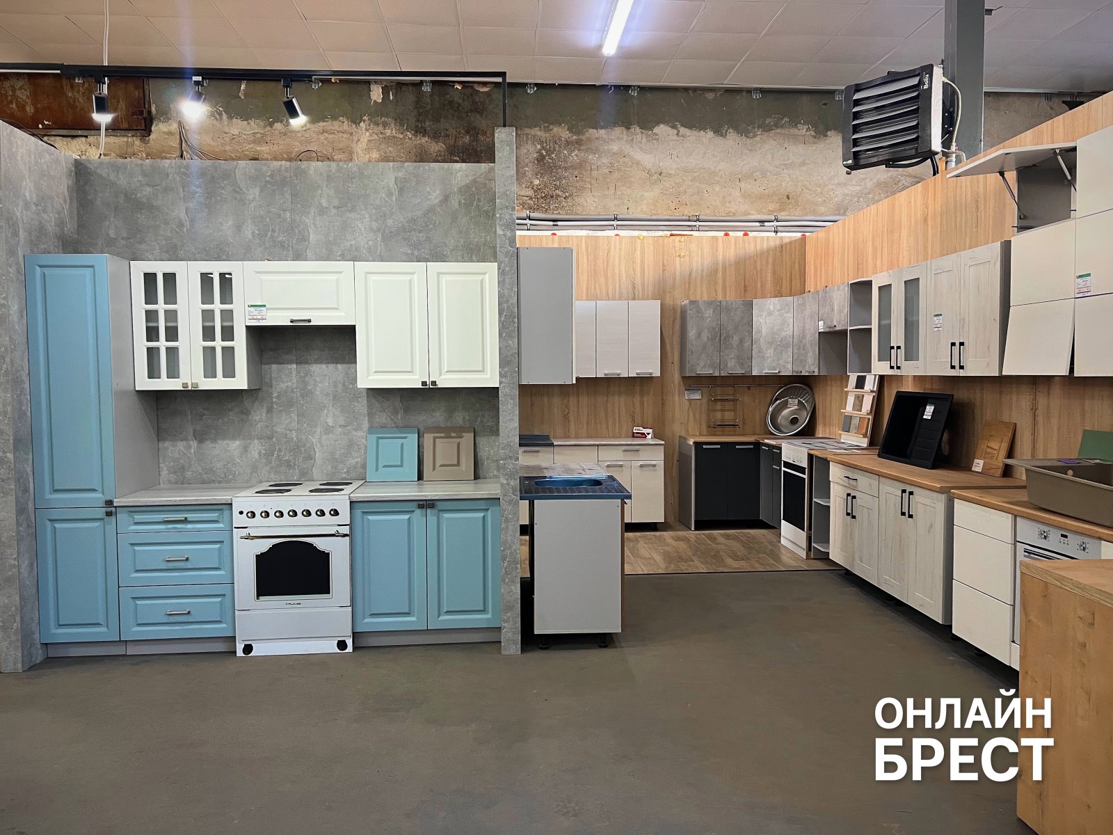 Двери, окна, мебель, кухни и большой зал РАСПРОДАЖ в «КонструкторБай» в Бресте