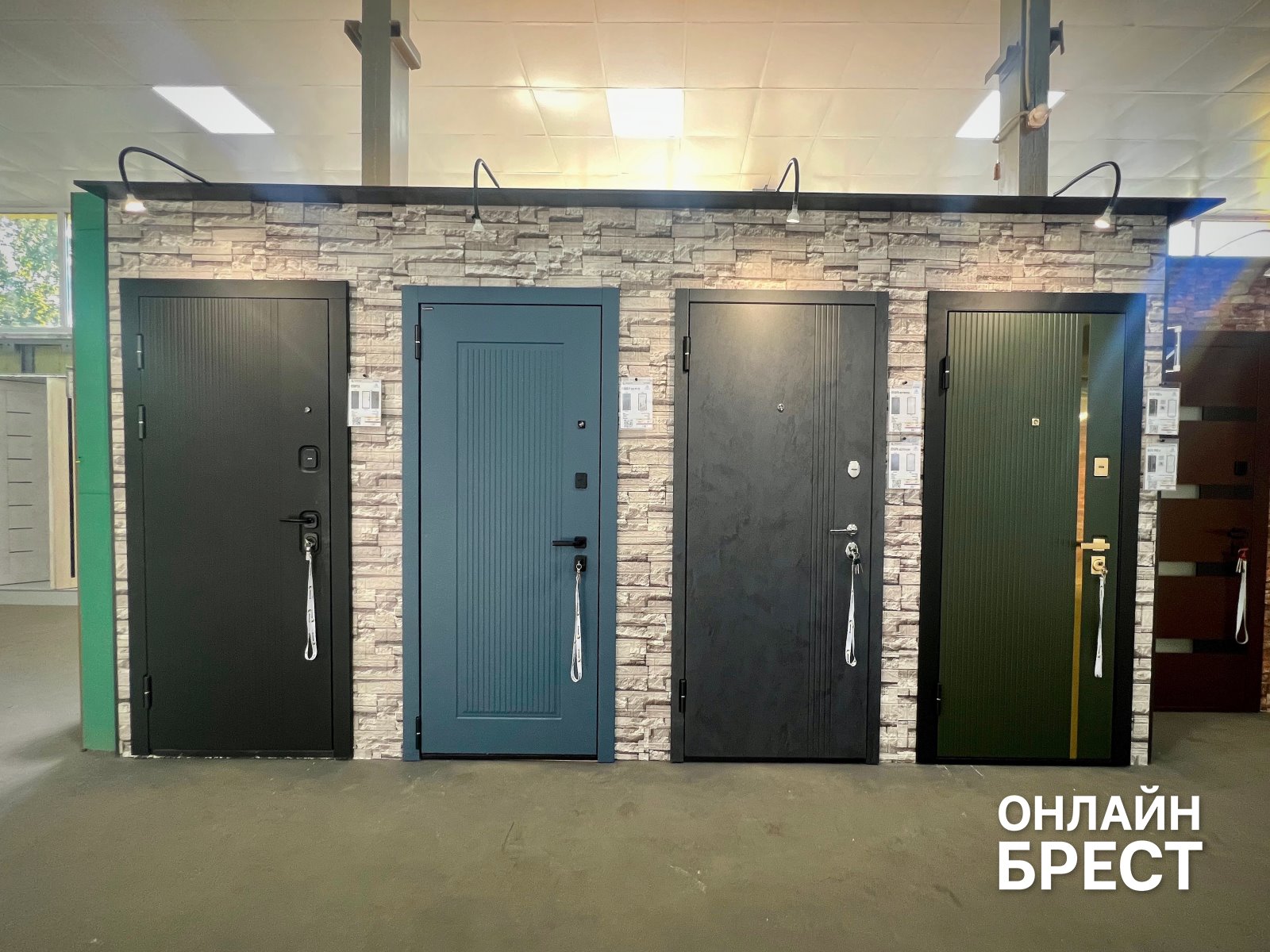 Двери, окна, мебель, кухни и большой зал РАСПРОДАЖ в «КонструкторБай» в Бресте