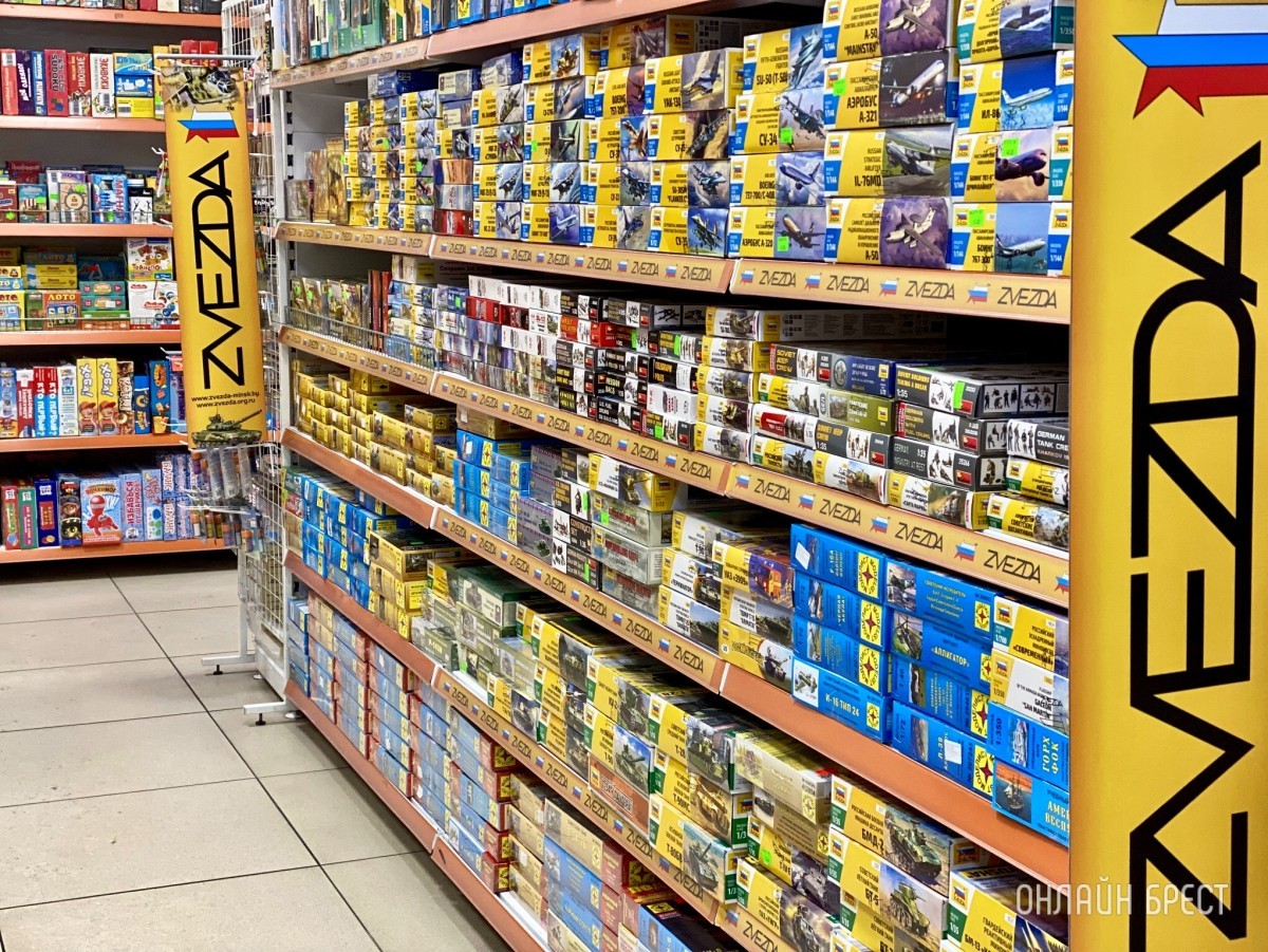 Встречаем Новый год вместе в Детском мире на Советской в Бресте!