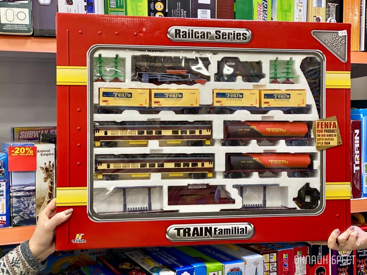 Встречаем Новый год вместе в Детском мире на Советской в Бресте!