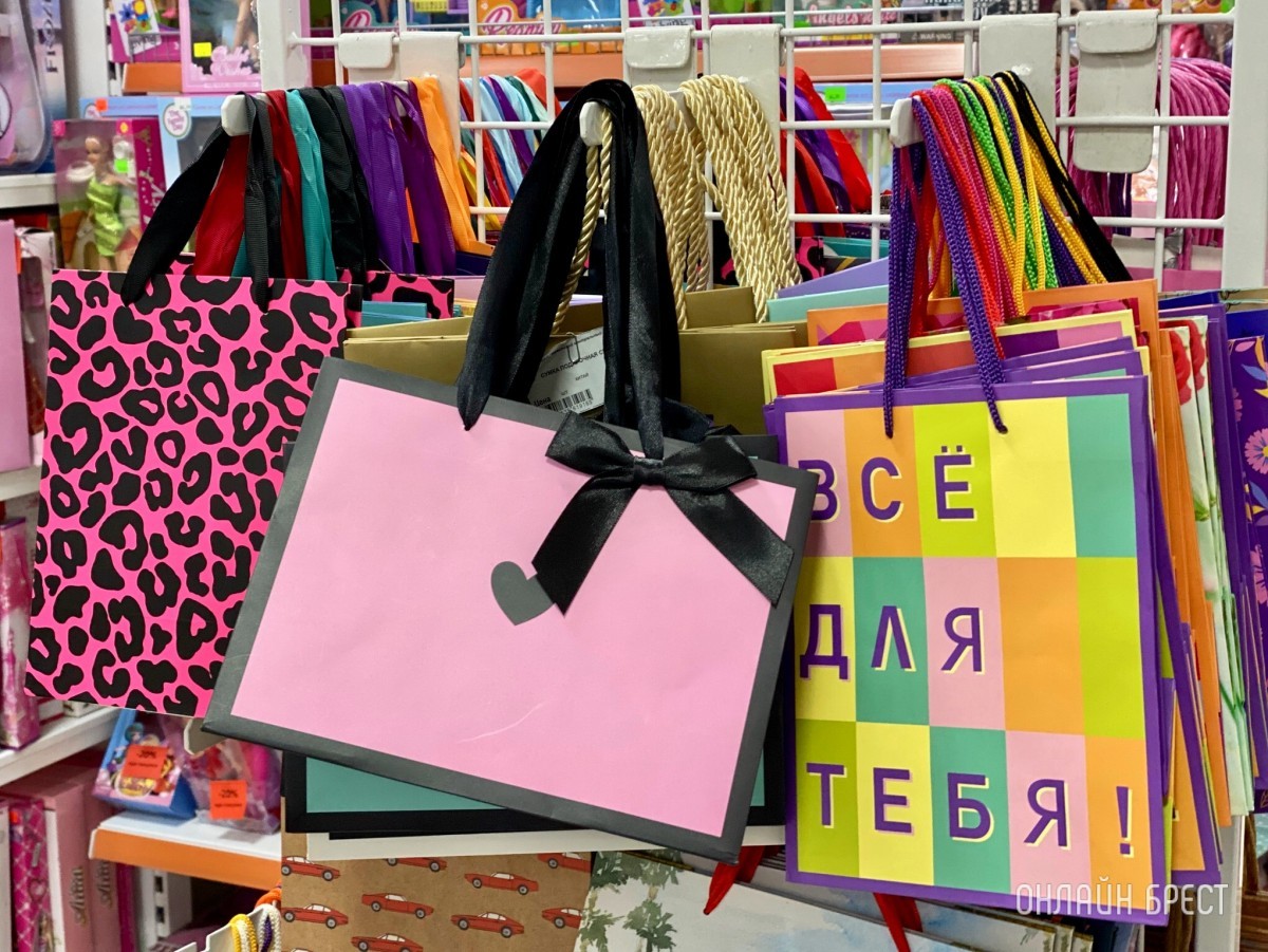 Встречаем Новый год вместе в Детском мире на Советской в Бресте!