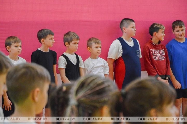 В Брестской области проходит турнир по тяжелой атлетике
